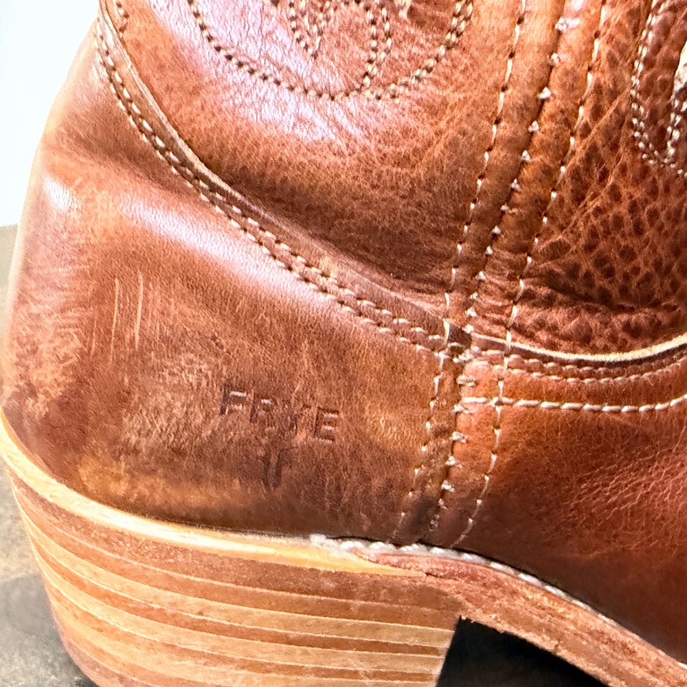 Frye Austin Flower Cutout Leather Campus Boots - Picture 2 of 9